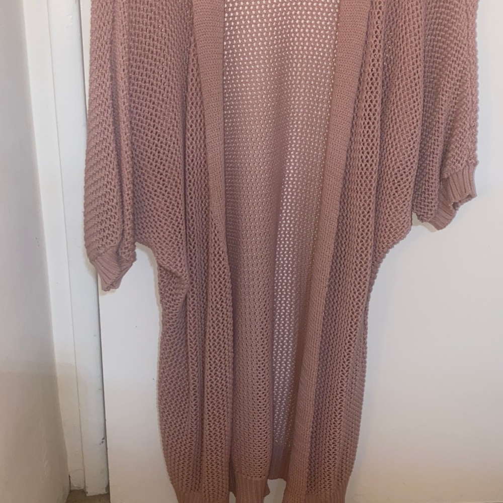 Pink sweater - Picture 2 of 3